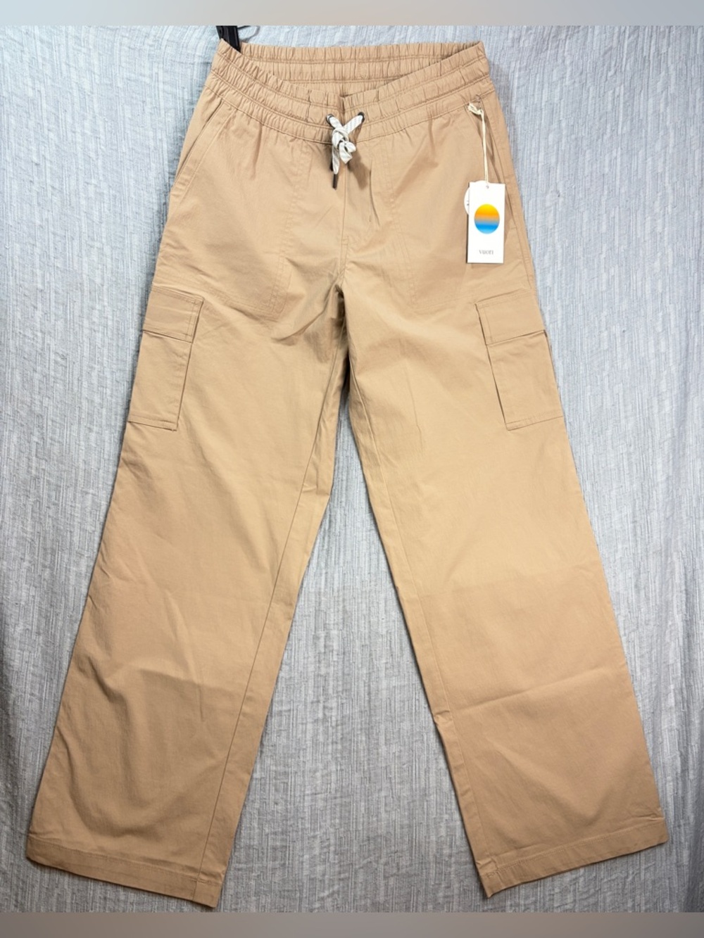Vuori women’s Birch Cargo Pant Goldenrod